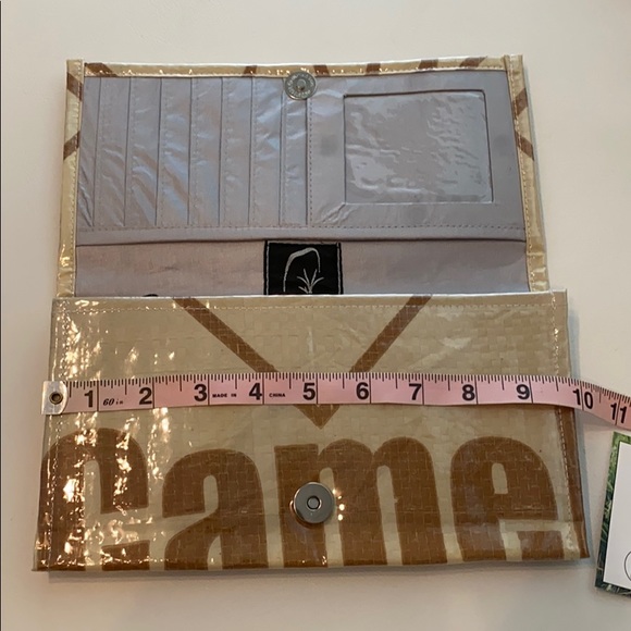 Torrain Vegan Recycled Wallet Clutch - Picture 7 of 8